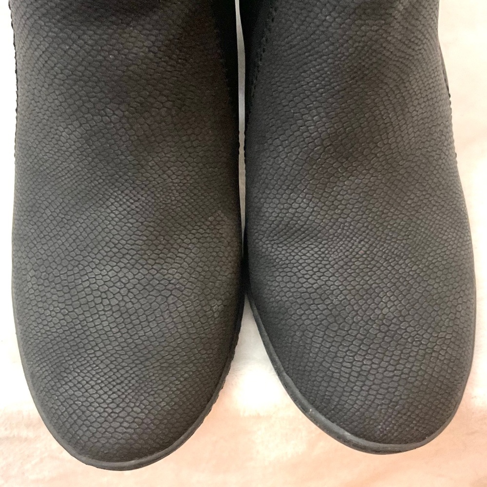 BLACK BARE TRAPS DASHA SLIP ON COMFORT POSTURE PLUS CHELSEA ANKLE BOOT SZ 10 - Picture 6 of 12